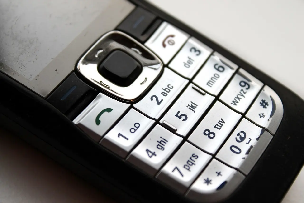 Telefonnummer 24 63 28 83 – Sikker at besvare?