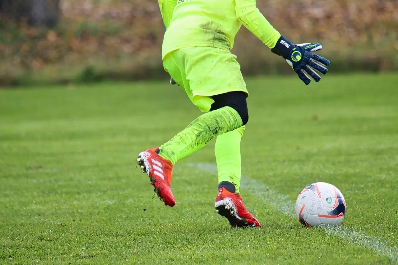 Målrige opgør, rødt drama og sene afgørelser – Regionalliga Mitte runde 2 2025/26